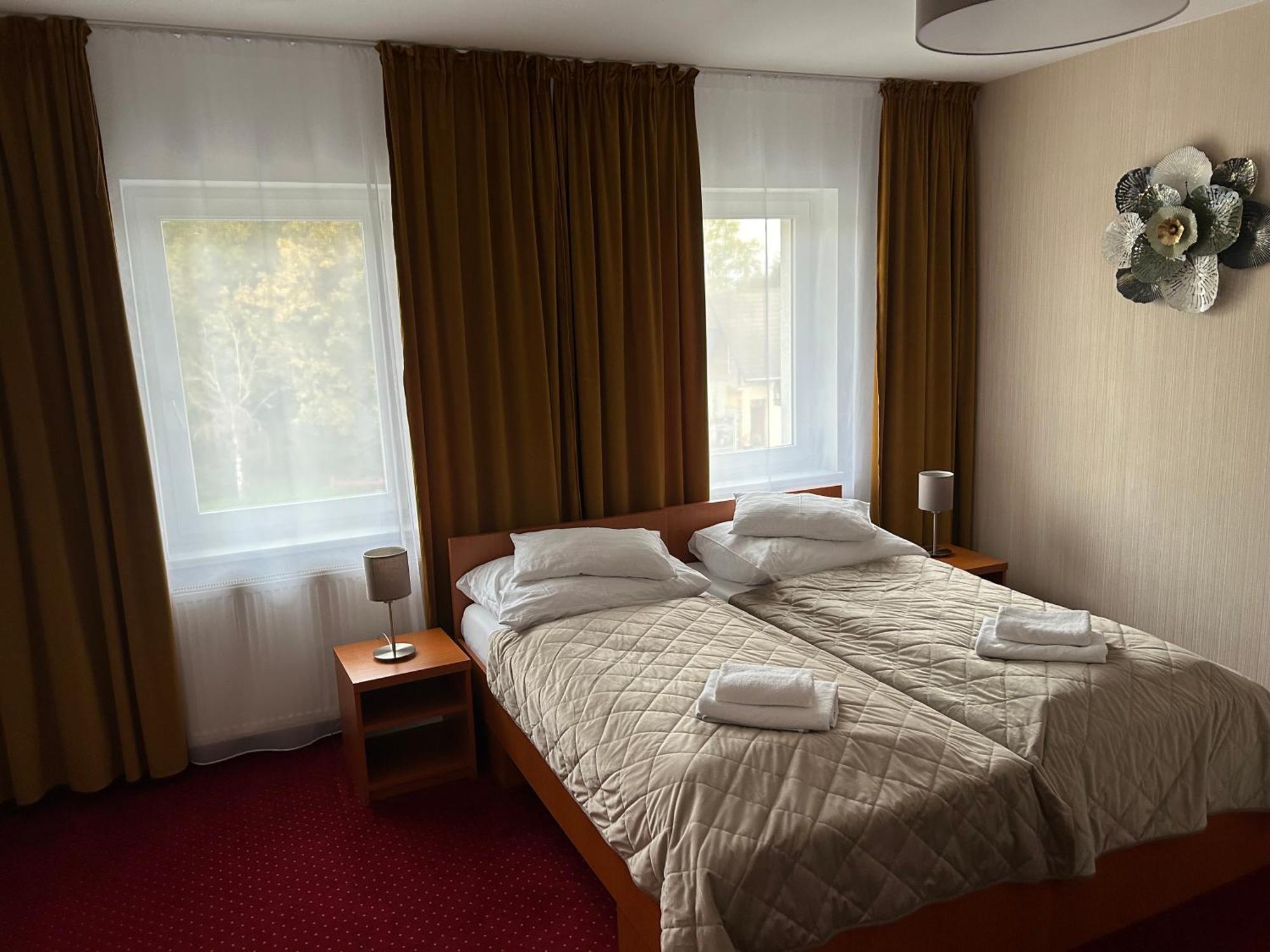 Hotel Evan U Hoffera Topoľcany Bagian luar foto