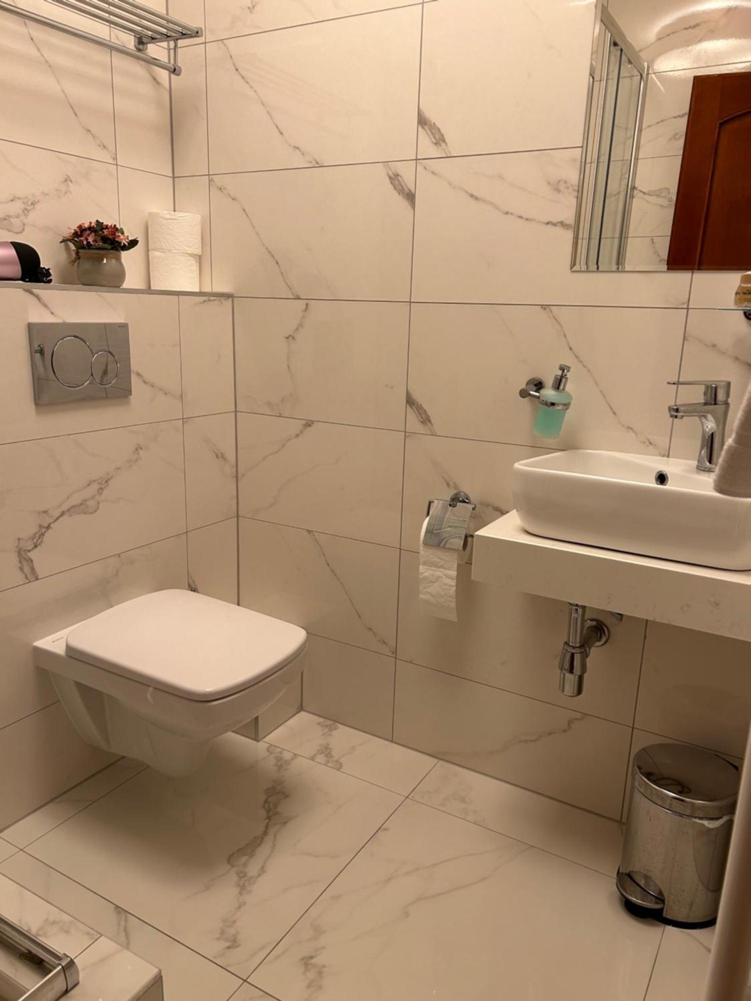Hotel Evan U Hoffera Topoľcany Bagian luar foto